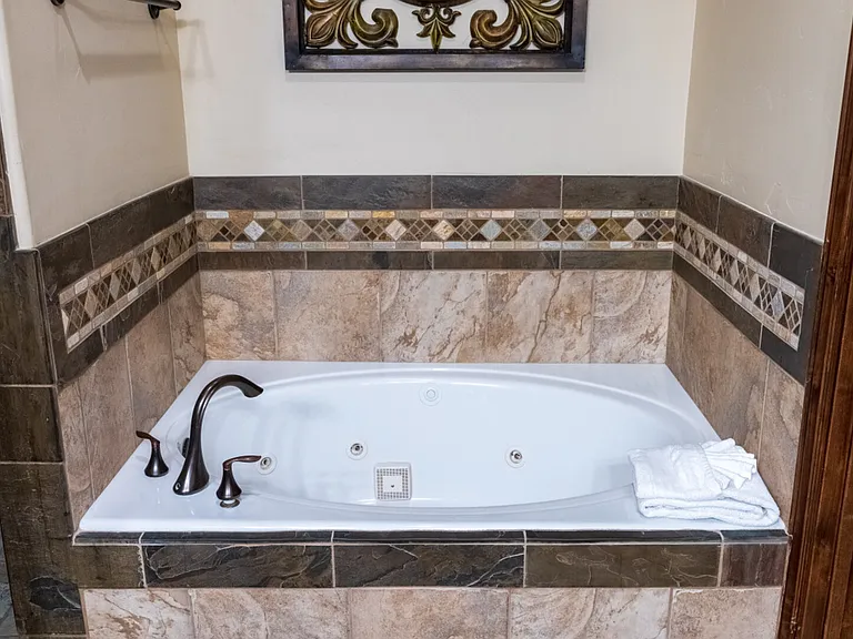 N Pebble Beach Dr — Photo 19