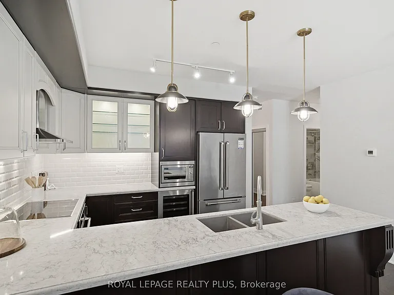 1575 Lakeshore Rd W #117 — Photo 13