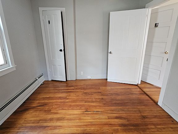 3rd image of 300 W Elm St