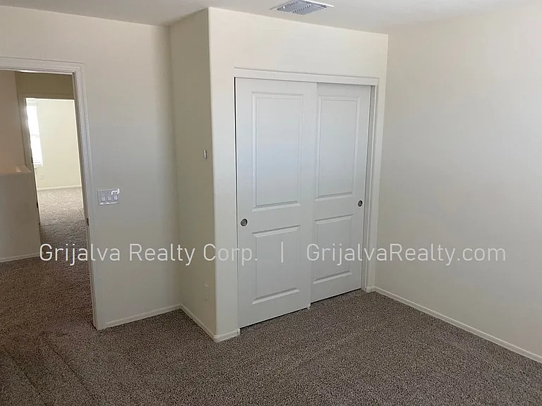 10677 W Harrigan Dr — Photo 17