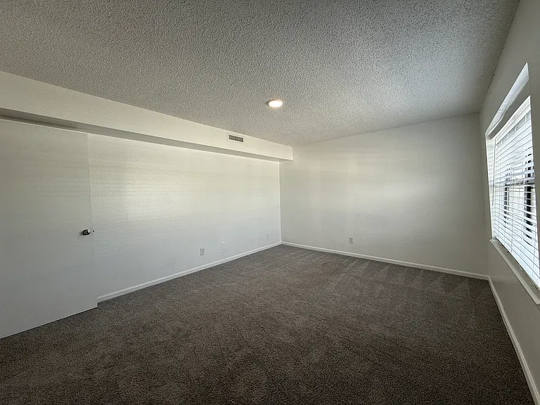 1000 S Semoran Blvd #706 — Photo 16