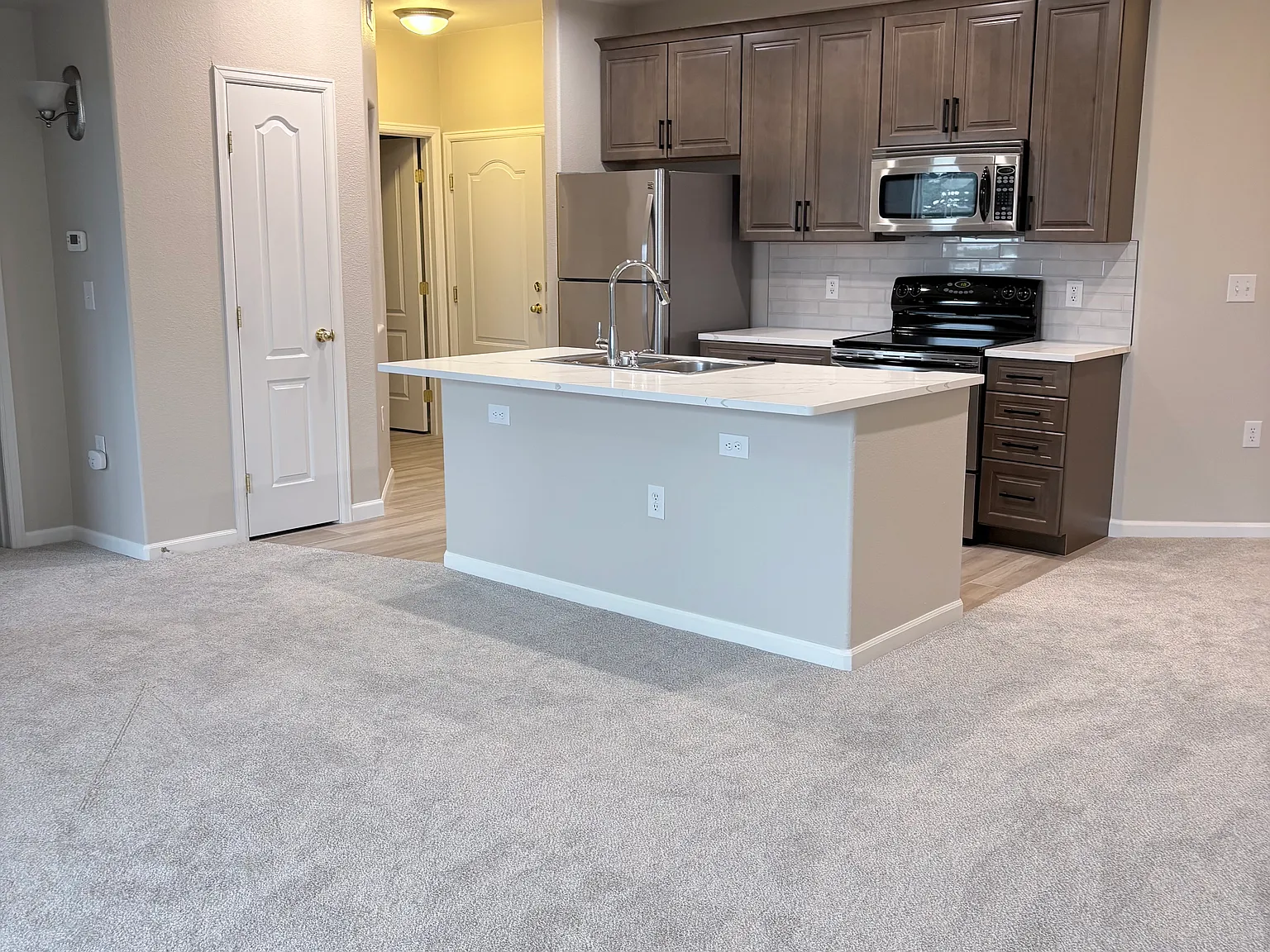 10149 W 55th Drive — Photo 2