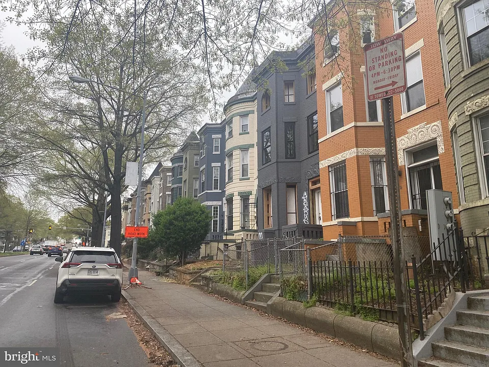 5 Rhode Island Ave NW #403