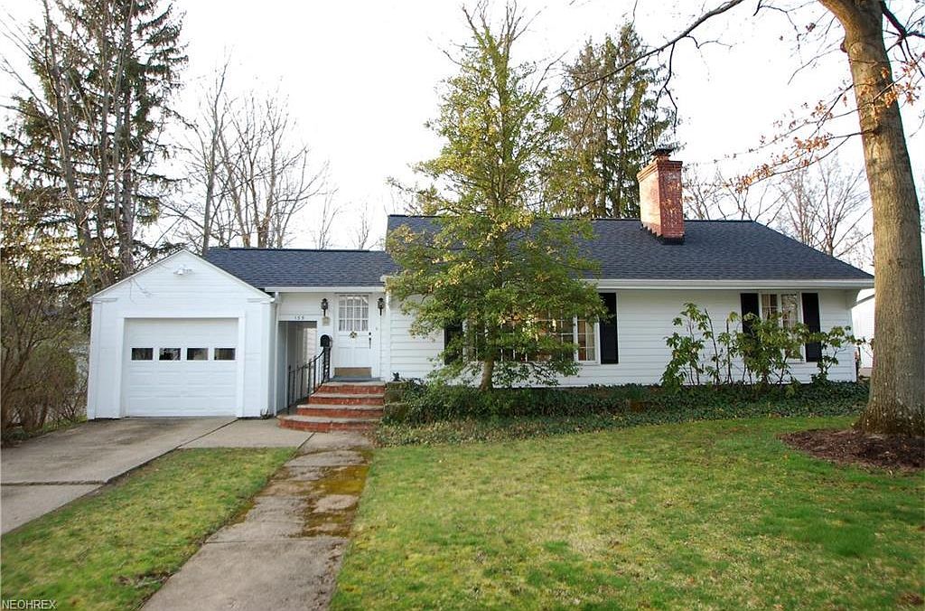135 Aurora St, Hudson, OH 44236 Zillow