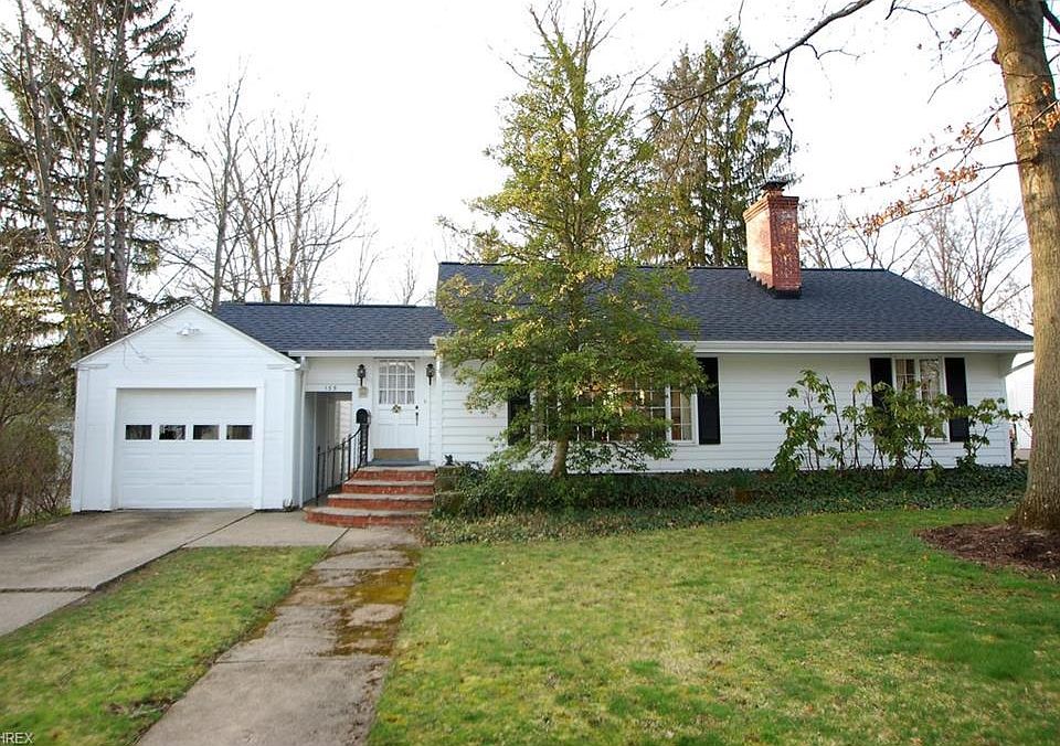 1st image of 135 Aurora St