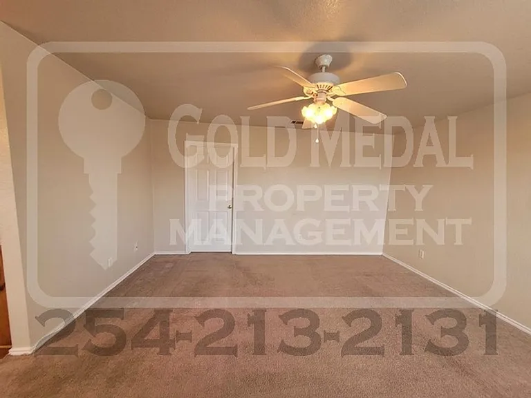 3308 Cantabrian Dr — Photo 4