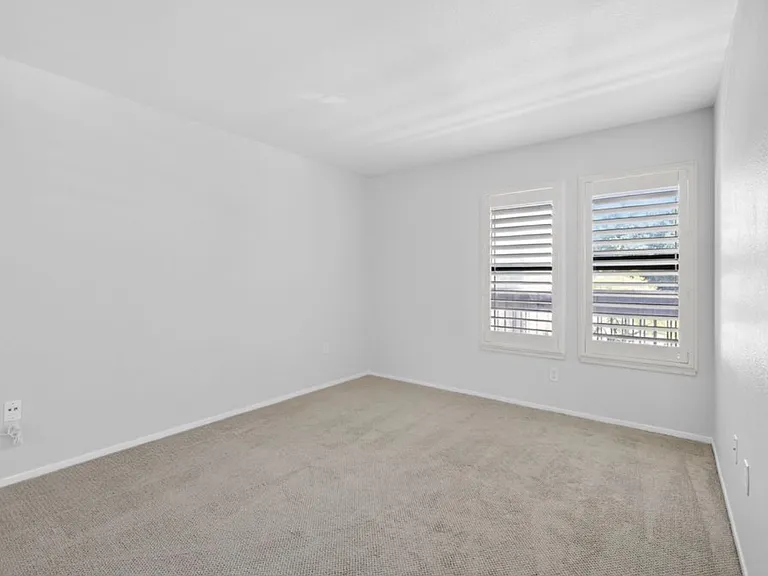 1123 S Villa Way — Photo 14