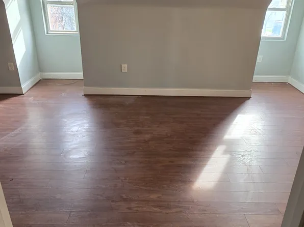 222 S Augusta Ave, Baltimore, MD