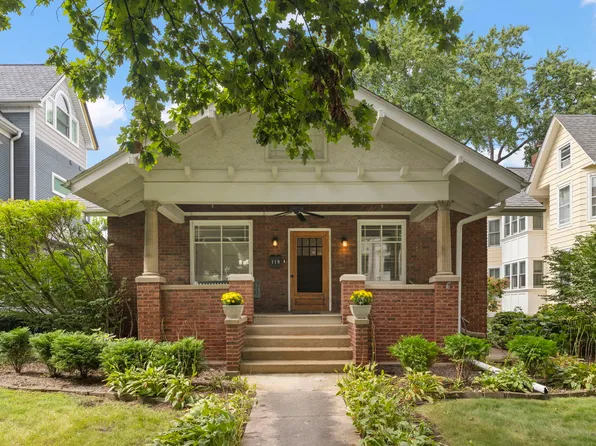 115 N Wright St, Naperville, IL 60540