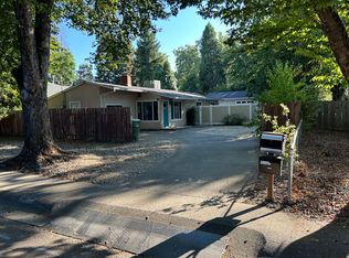 2236 Washington Ave, Redding, CA 96001