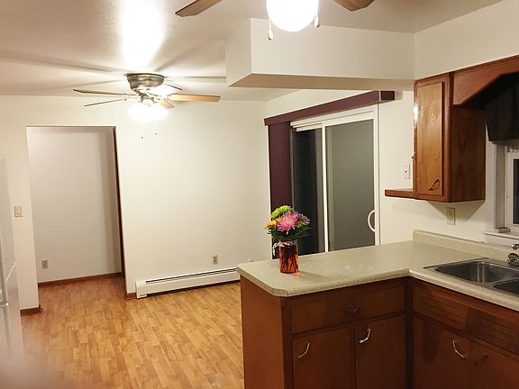 4th image of 1105 Sunnyfield Ct