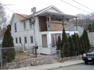 13 Golden Hill St, Naugatuck, CT 06770