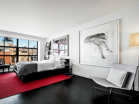 Sold by Sotheby's International Realty | media 13