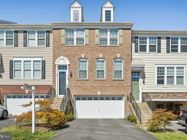 1766 Swinksville Ct, Woodbridge, VA 22191