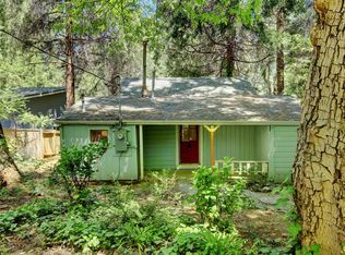 210 Fiddick Ln, Grass Valley, CA 95945