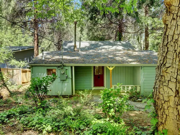 210 Fiddick Ln, Grass Valley, CA 95945