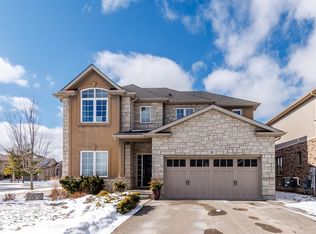 6 Falcon Dr, Welland, ON L3C0B2