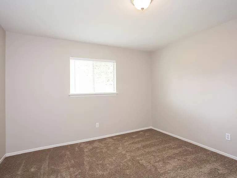 1817 Wren Dr — Photo 12