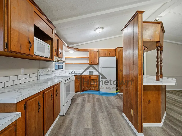 140 W Cosgrove Rd — Photo 13