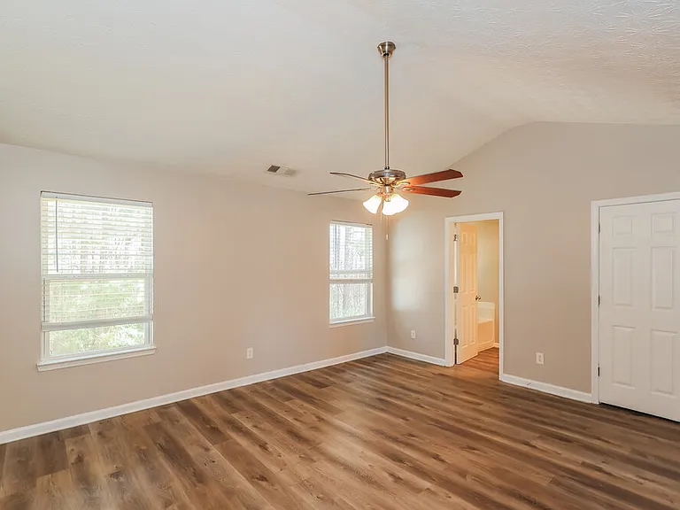 9422 Lakeview Rd — Photo 11