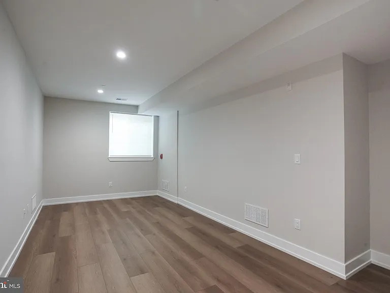 3849 Fairmount Ave #1 — Photo 16