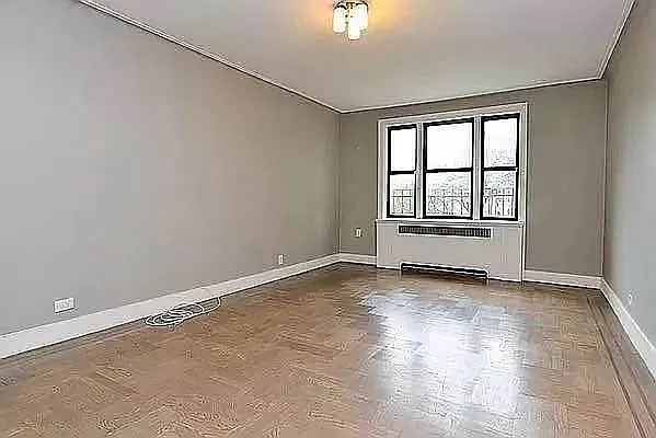 Rented by Bruma Realty LLC | media 22