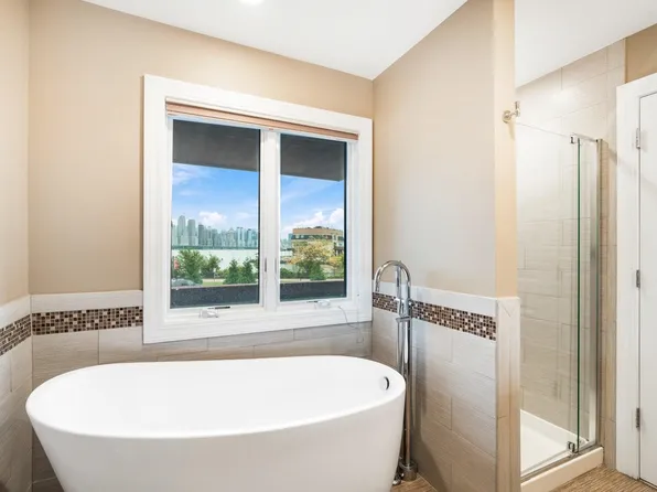 14a Riverview Circle image 23 of 35