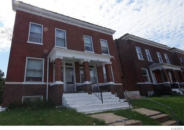 1st image of 3300-3302 Keokuk St