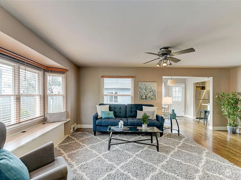 2113 Adams St SE #A — Photo 3