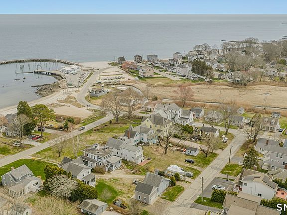 2nd image of 71 South Washington Avenue