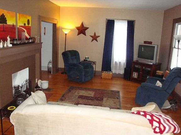 2nd image of 605 N Gay St