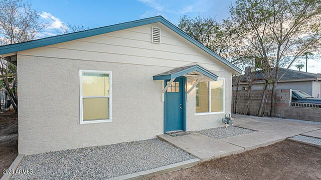 1st image of 3031 W CYPRESS Street