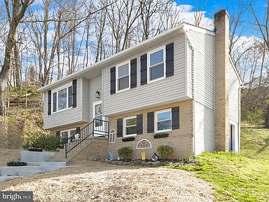 114 2nd Ave, Brunswick, MD 21716 | Zillow