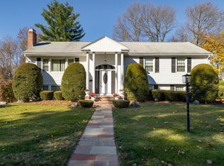 19 Phinney Rd, Lexington, MA 02421