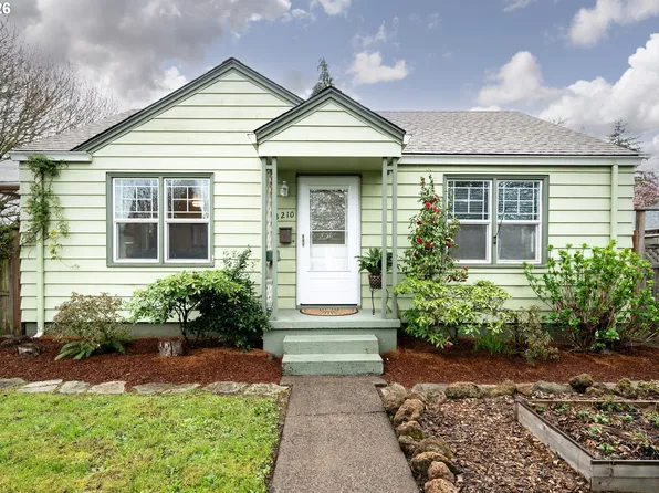 3210 Royal Ave, Eugene, OR 97402