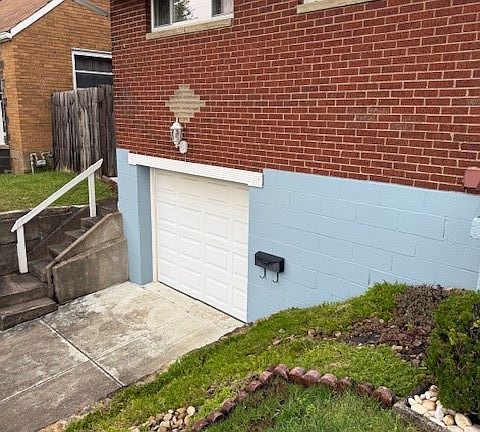 2nd image of 6328 Belvoir Dr