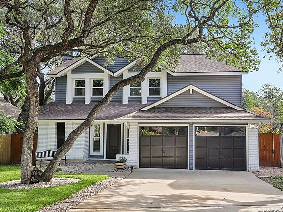 2nd image of 13815 Laurel Hollow Dr.