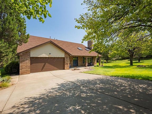 4th image of 204 S Timbercreek Dr