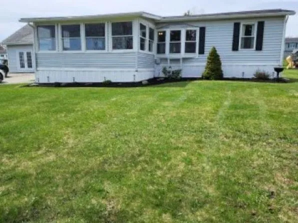 123 Salem View Heights, Derby, VT 05829