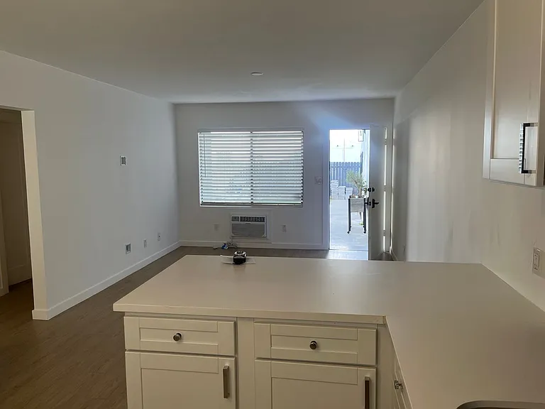 255 S Avenue 55 — Photo 22