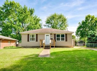 508 Mildred Ave, Wood River, IL 62095