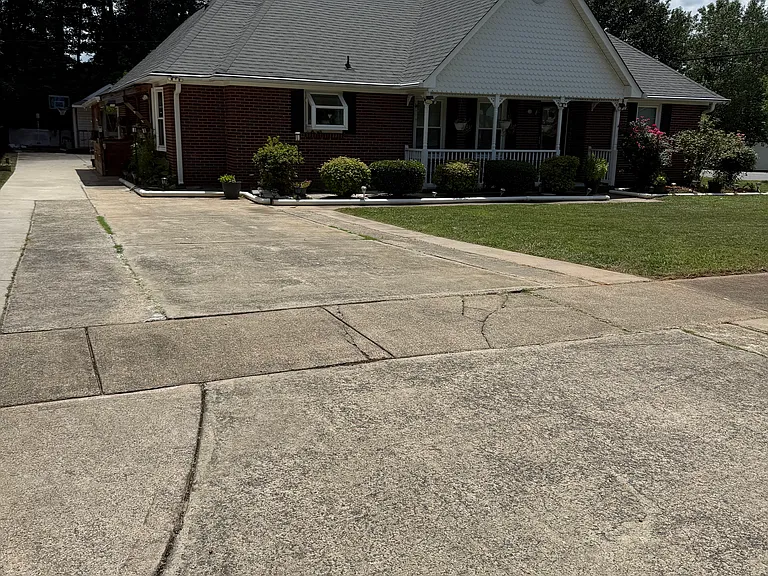 8721 Kismet Dr — Photo 1