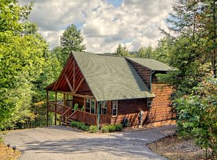 102 Hidden Branch Dr, Young Harris, GA 30582