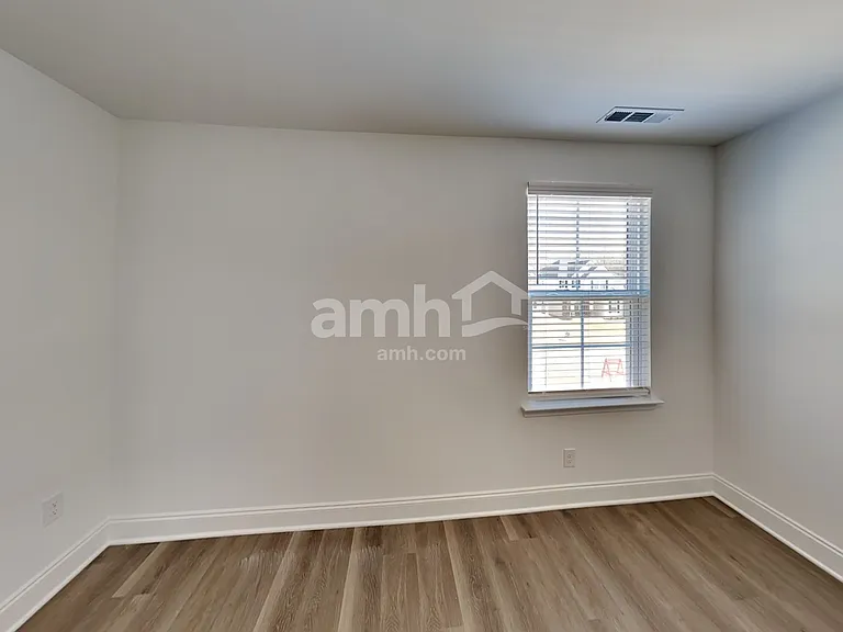 205 Marin Dr — Photo 29