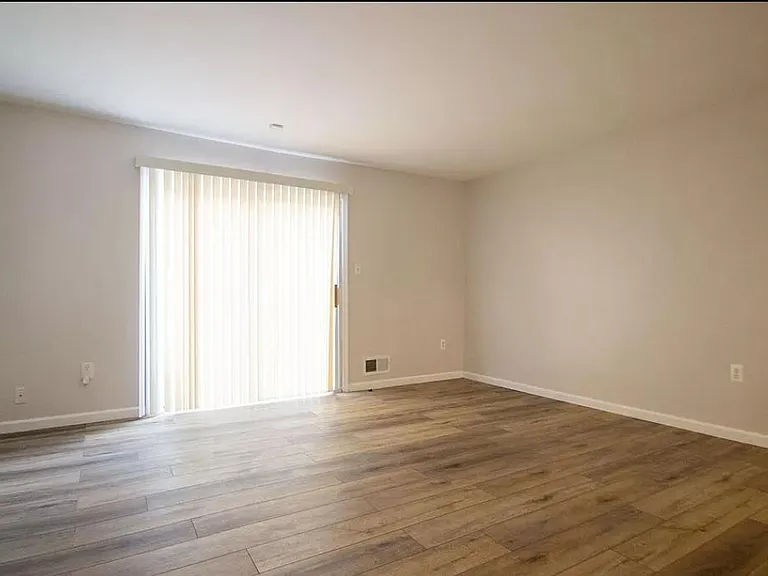family room- 2nd level