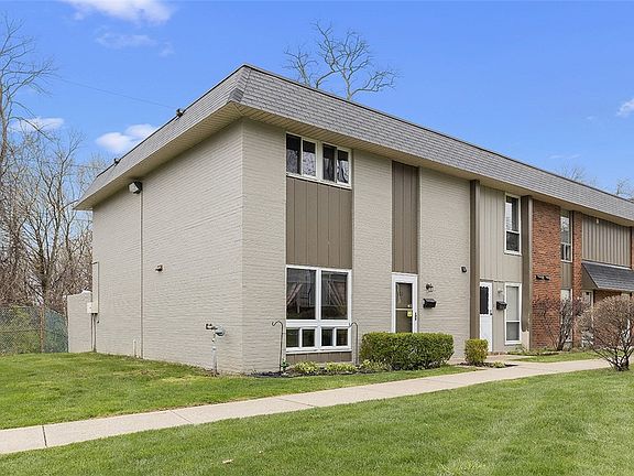 3rd image of 101 College Park Dr