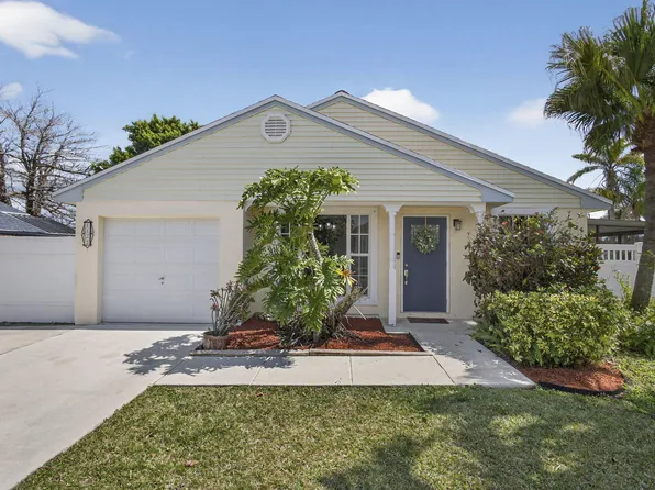 1172 Grandview Circle, Royal Palm Beach, FL 33411