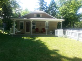 3075 Dogwood St, Coloma, MI 49038