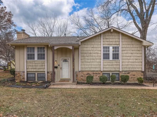 7713 E 119th Ter, Grandview, MO 64030