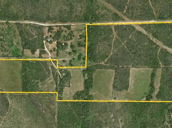 1212 County Road 207, Pettus, TX 78146
